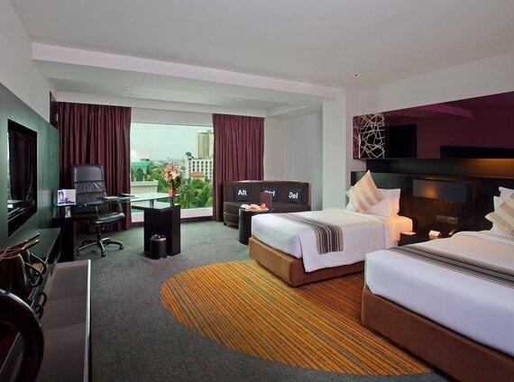 Bangkok Golden Tulip Mandison or simi